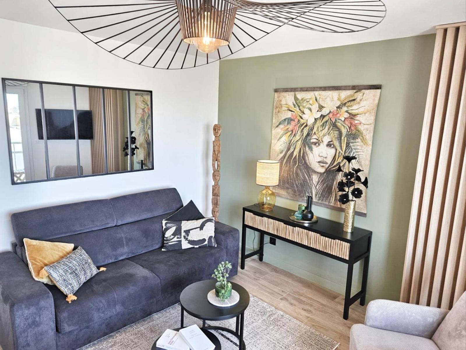 Apartment T2 Design Proche Gare/intra-m/sillon, Garage Prive *